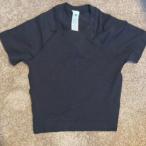 Lululemon Swiftly Tech Cropped Short Sleeve Shirt - Size 0